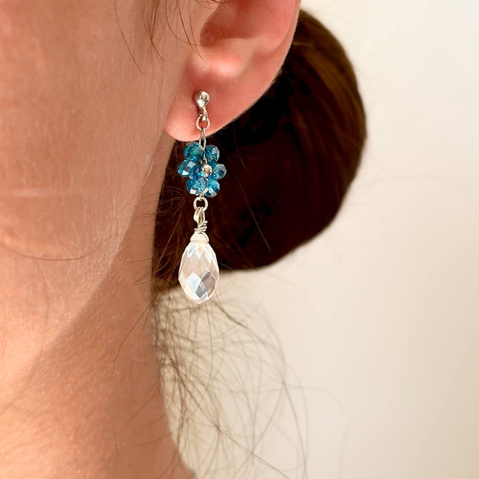 💎 Daphne Azure Diamond Earrings